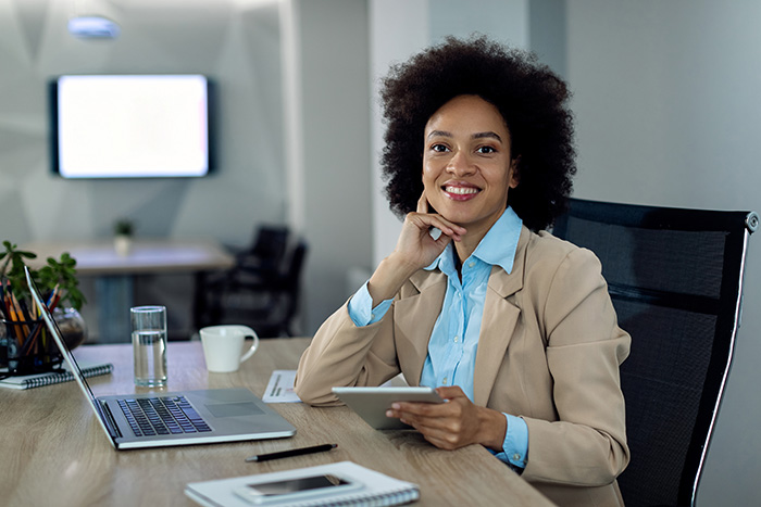 https://global-analytics.co.uk/wp-content/uploads/2023/09/happy-african-american-businesswoman-working-touchpad-office.jpg